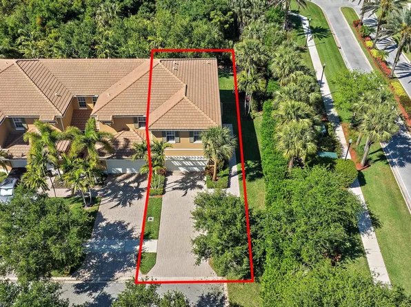 5077 Dulce Court, Palm Beach Gardens, FL 33418