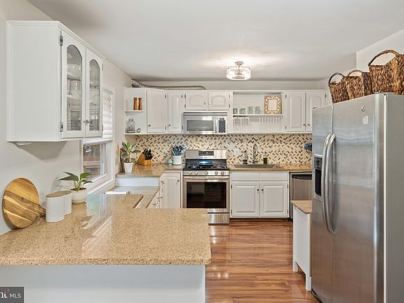 4th image of 5112 Dahlgreen Pl