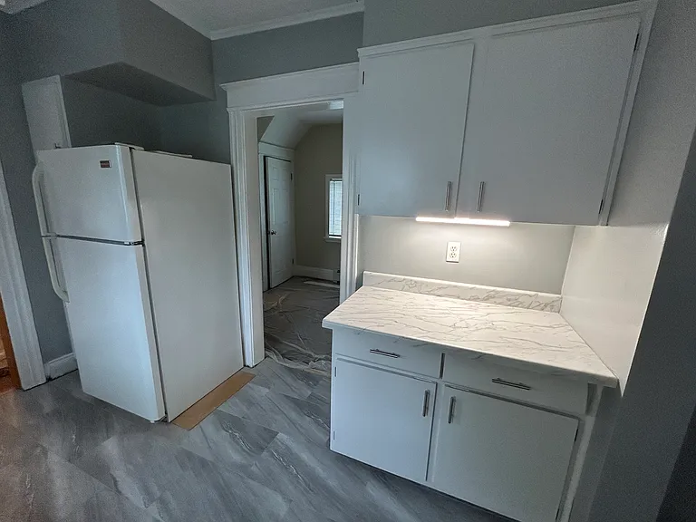 140 Winchester St — Photo 9