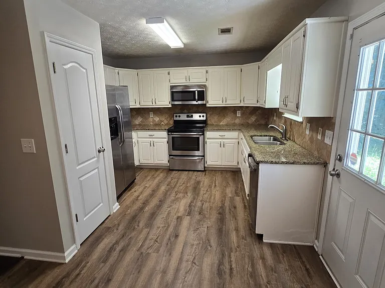 253 Pebble Creek Dr — Photo 6