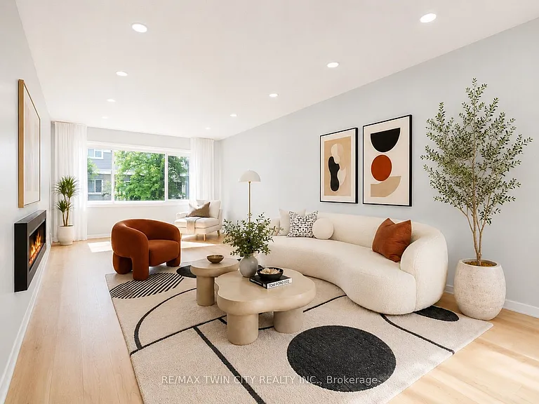 30 Green Valley Dr #110 — Photo 1