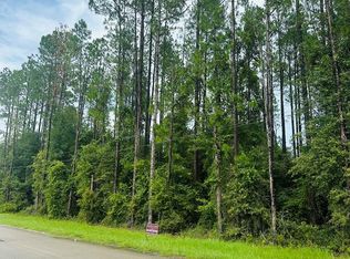 2 NW 1st St, Trenton, FL 32693