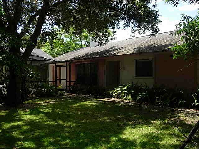 1st image of 6902 Driftwood Dr