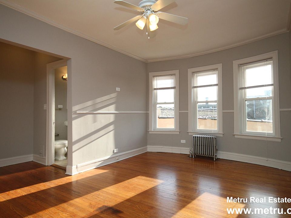 1st image of 1301 W Argyle St APT 306