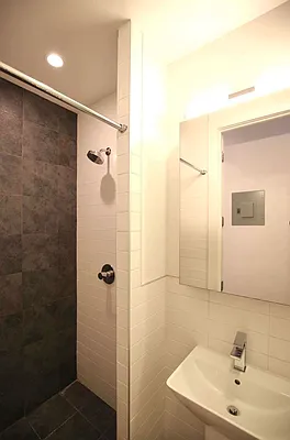 Rented by Vertical Real Estate LLC | media 3