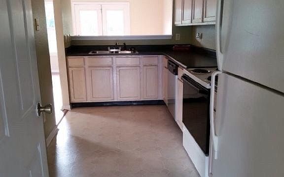 2nd image of 4440 Redcliff North Ln