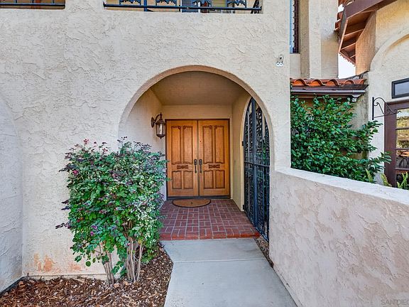 4th image of 2735 Crownpoint Pl