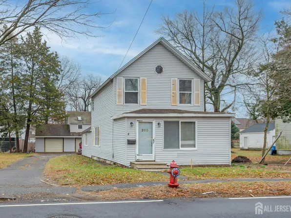 205 Main St, Spotswood, NJ 08884