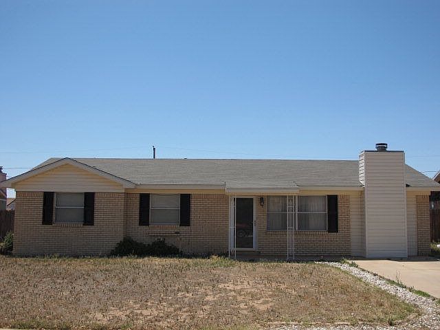 1st image of 411 Eastwood Dr