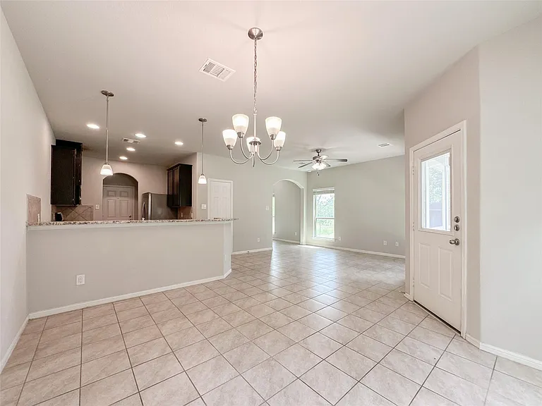 105 Camelot Place Ct — Photo 13