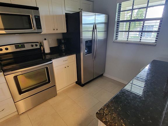 5th image of 17340 W Carnegie Cir