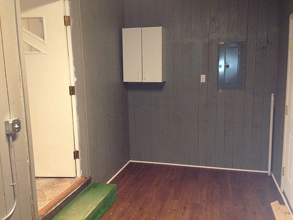 5th image of 3513 Central Ave