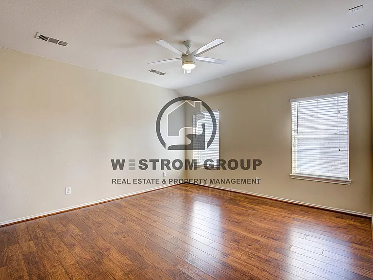 4537 Chris Dr — Photo 47