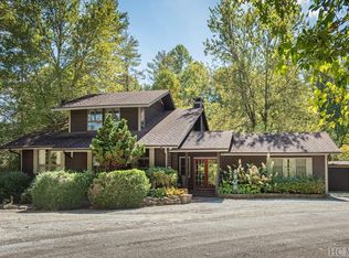 48 Saint Andrews Dr, Sapphire, NC 28774