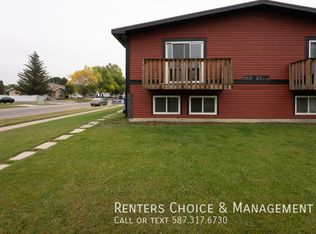 2109 23rd St N #3, Lethbridge, AB T1H 4K3