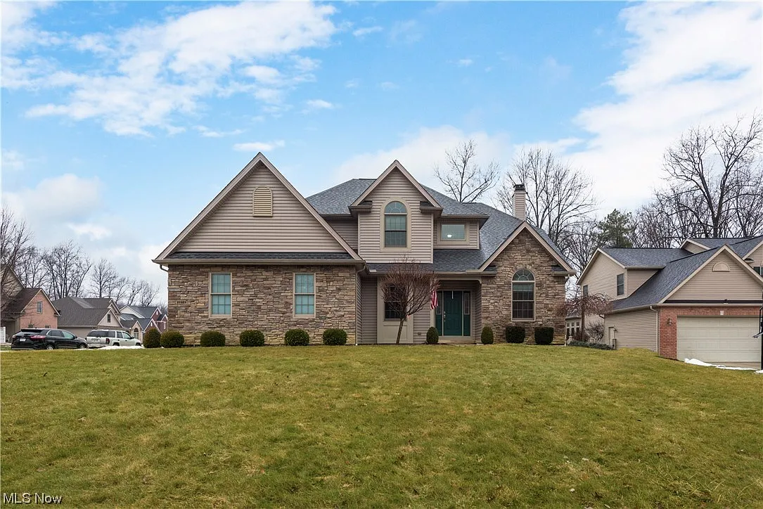 20424 Scotch Pine Way photo 1