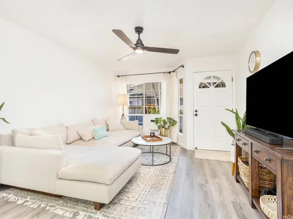 468 Mananai Pl #11G, Honolulu, HI 96818