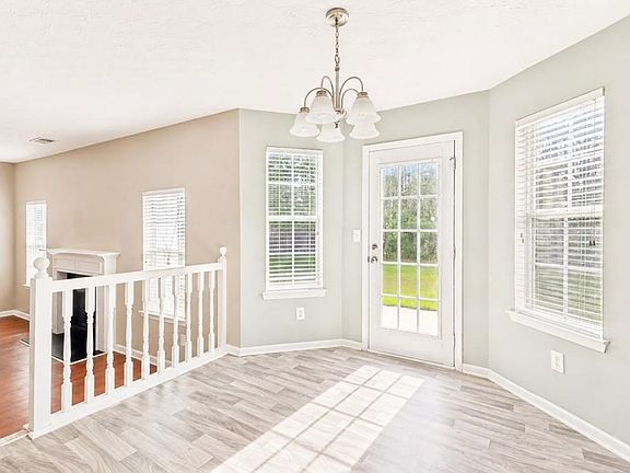 5th image of 2227 Corkscrew Way