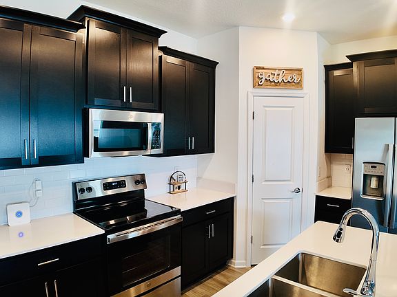 4th image of 1806 Heart Lake Dr