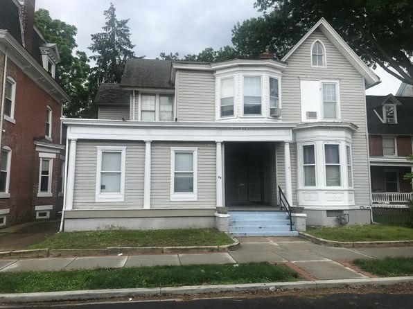 34 S Bradford St APT 4