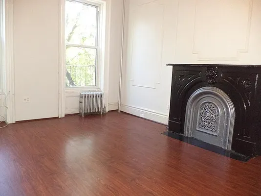 Rented by L.Nelson & Associates | media 1