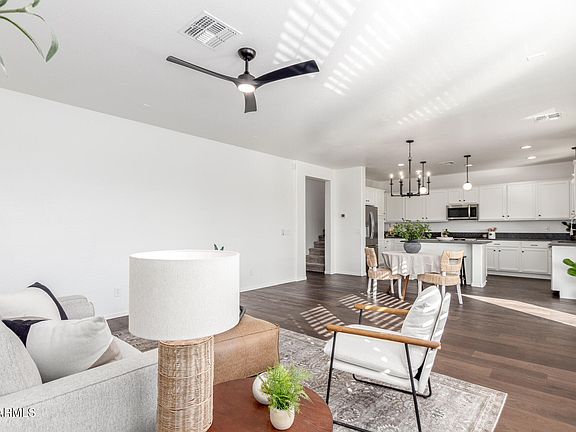 5th image of 23781 S 213TH Street