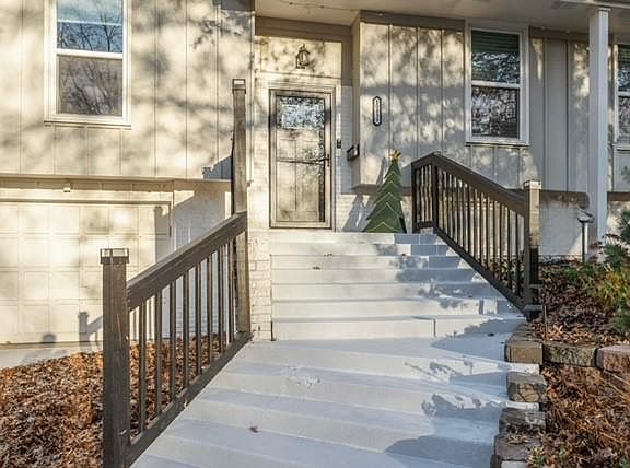 2nd image of 10839 Madison Ave