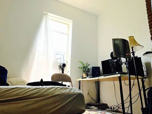 Rented by Superior Homes | media 2