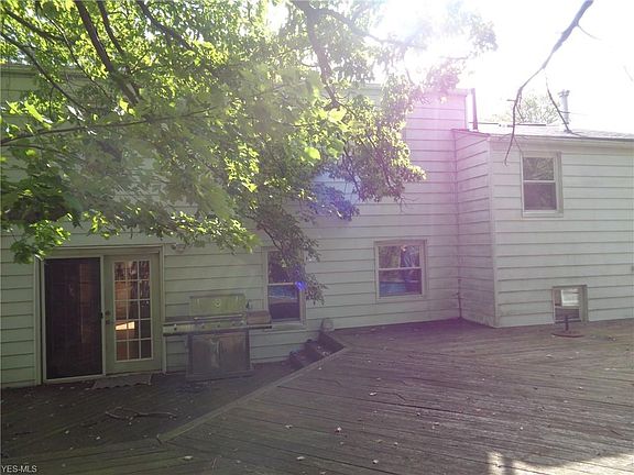 3rd image of 7564 Glenwood Ave