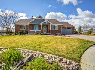 7657 Torrey Ct, Arvada, CO 80007