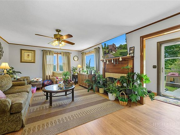 5th image of 1607 Will Vannoy Road