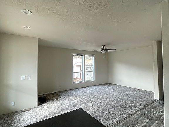 5th image of 8401 Old Stage Rd Unit 25