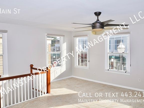 5th image of 513 Main St