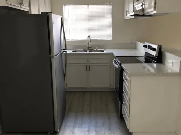 Oxford Park, 325 Oxford St #18, Chula Vista, CA 91911