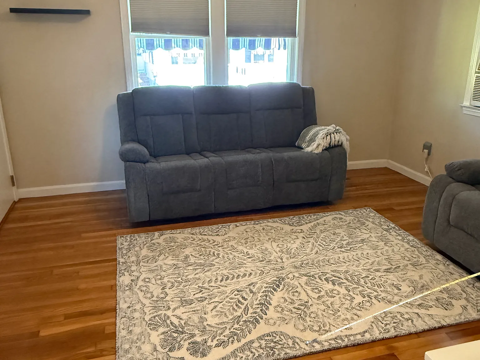 2 bed, 1200 sqft, $2,300 — Photo 3