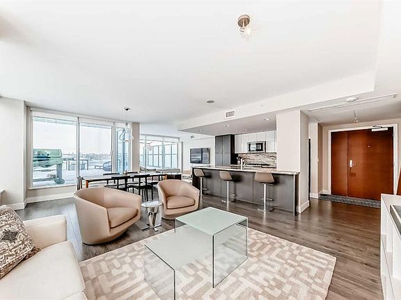 5th image of 510 E 6th Ave SE #604