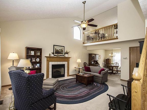 3rd image of 6740 Brookstone Dr