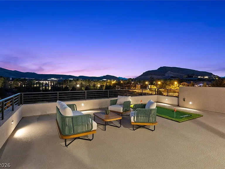 4053 Heron Fairway Dr — Photo 55
