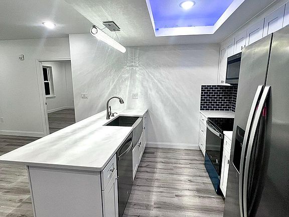 4th image of 1220 Hamilton St Floor 2-7