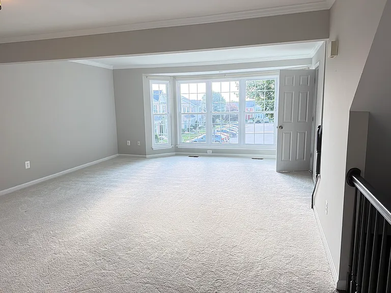9253 Jessica Dr — Photo 10