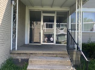 River Park Apartments, Detroit, MI 48219