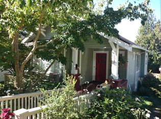 2945 36th Ave S, Seattle, WA 98144