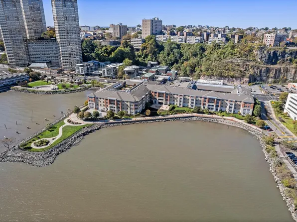 7400 River Road image 32 of 34