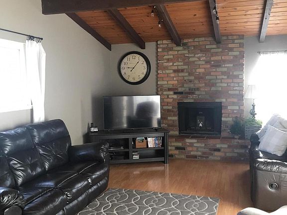 5th image of 428 Georgetown Ave