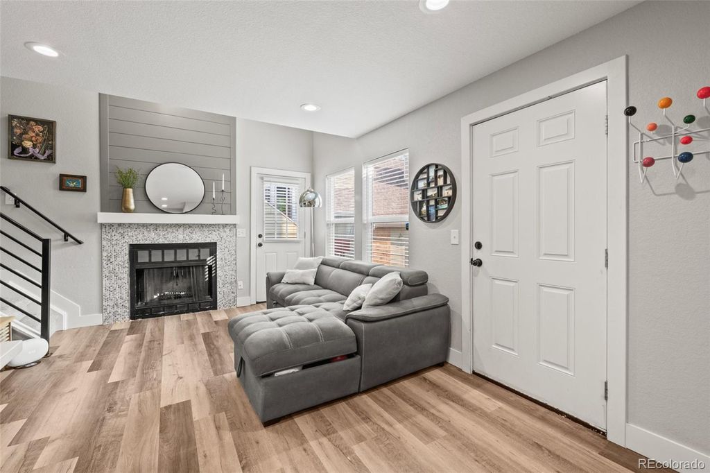 932 S Dearborn Way #11, Aurora, CO - View 5