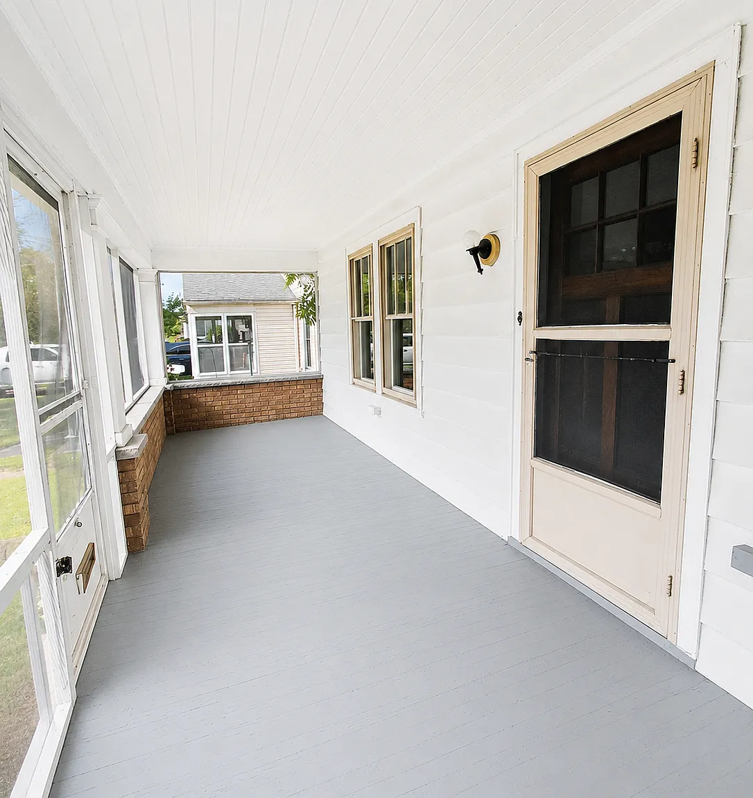 4 bed, 1295 sqft, $1,525 — Photo 2