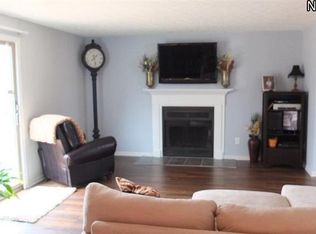 7844 Chatham Ave NW, North Canton, OH 44720