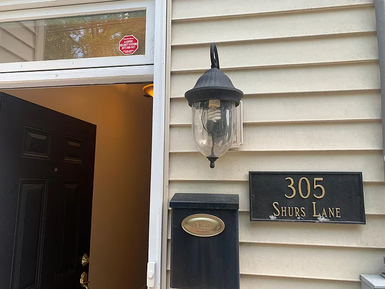 305 Shurs Ln — Photo 53