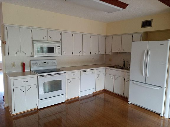 4th image of 2284 Philippine Dr APT 73