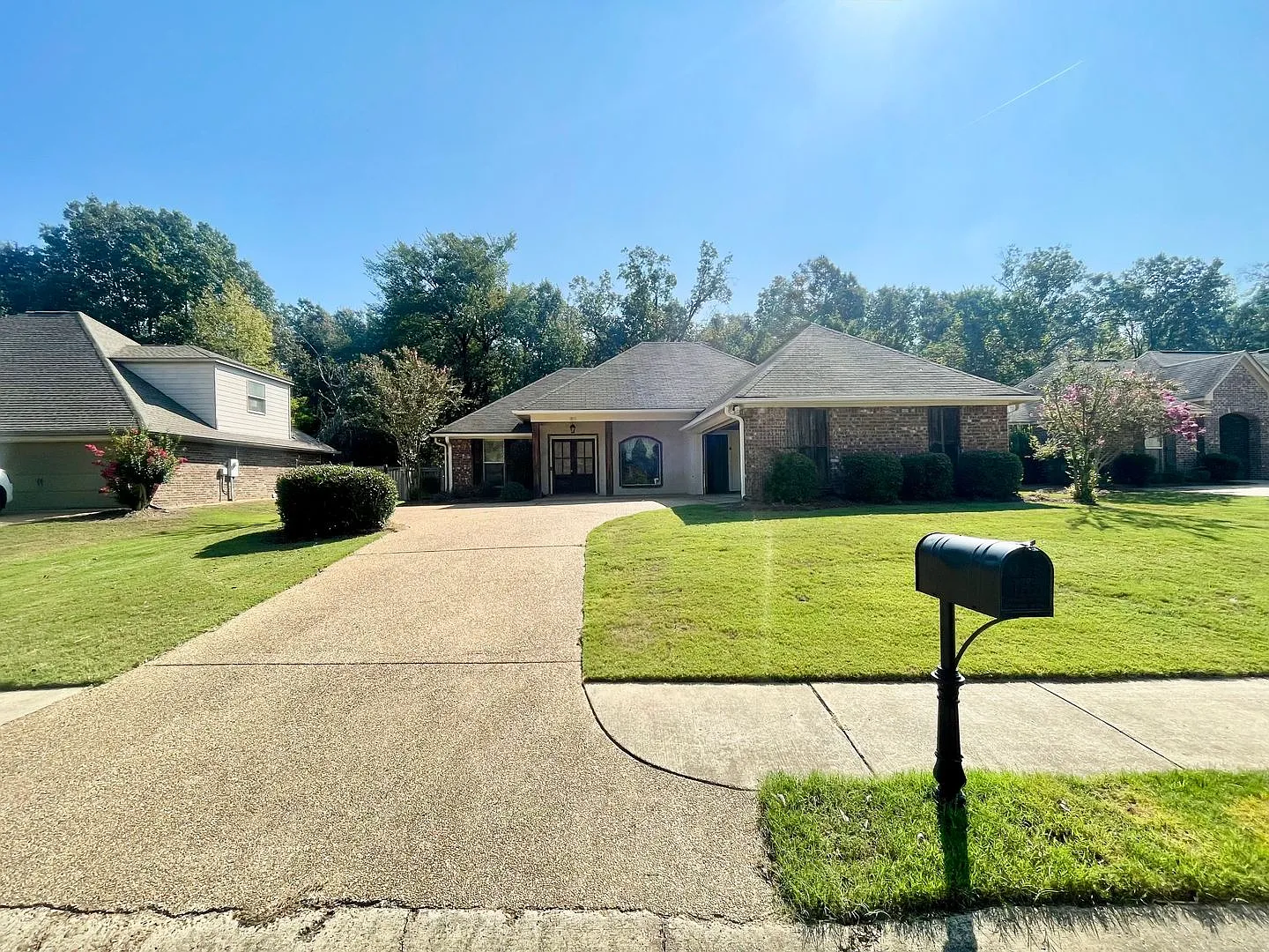 3/2 For Rent in Ashbrooke Neighborhood- Germantown School District! — Photo 1